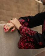 Red Scarlet - Image 4